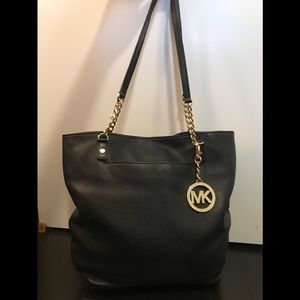 Michael Kors Bags - Michael Kors Pebbled Black leather handbag Michael Kors Bags - Michael Kors Pebbled Black leather handbag